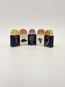 LATTAFA – 5 PC MINI SPRAY SET (Artisan Ethnique, Natural Oud, Tharwah Silver, Eternal Oud, Ishq Al Shuyuk)