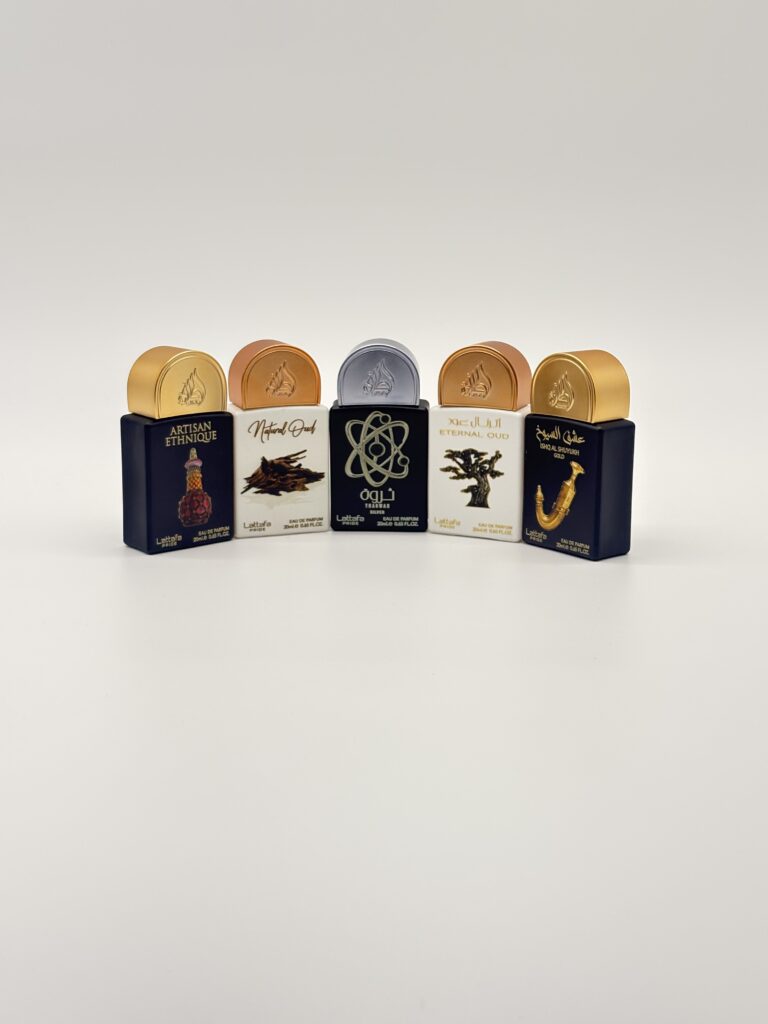 LATTAFA – 5 PC MINI SPRAY SET (Artisan Ethnique, Natural Oud, Tharwah Silver, Eternal Oud, Ishq Al Shuyuk)