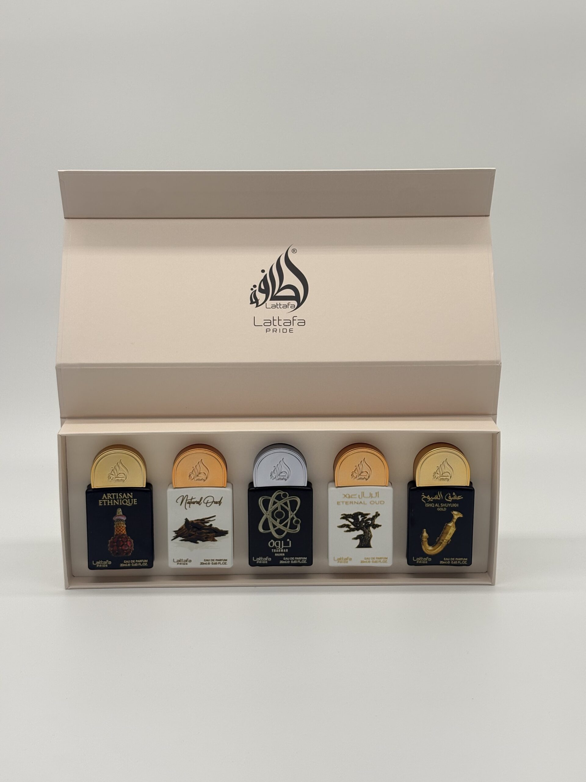LATTAFA – 5 PC MINI SPRAY SET (Artisan Ethnique, Natural Oud, Tharwah Silver, Eternal Oud, Ishq Al Shuyuk)